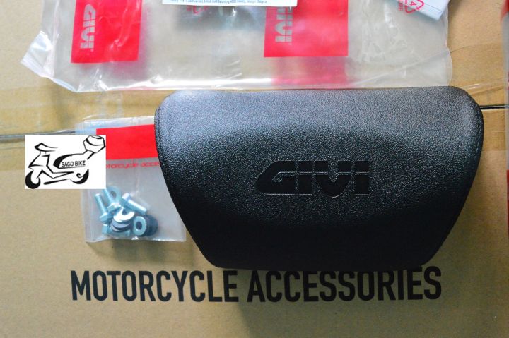 T%E1%BB%B1a%20l%C6%B0ng%20givi%20E88M%20l%E1%BA%AFp%20tr%C3%AAn%20c%C3%A1c%20m%E1%BA%ABu%20th%C3%B9ng%20sau,%20gi%C3%BAp%20m%E1%BB%8Di%20ng%C6%B0%E1%BB%9Di%20tho%E1%BA%A3i%20m%C3%A1i%20khi%20di%20chuy%E1%BB%83n%20-%20Image%205