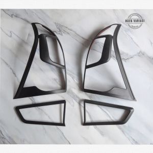 Garnish Belakang Avanza Cover Lampu Belakang Mobil Grand Avanza Xenia 2015 - 2018 Hitam Premium