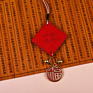 High end car decoration rearview mirror high-end feeling safety pendant car pendant