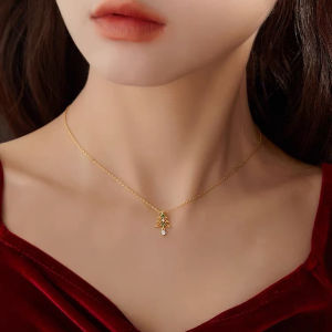 S925 Silver Plated with 14K Gold Christmas Tree Pendant Necklace Essential for Christmas Girl Woman