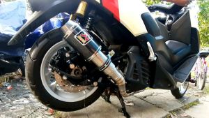 Knalpot Akrapovic & Motor Berkualitas
