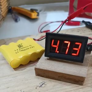 ถ่านชาร์จสําหรับรถบังคับ รถไต่หิน 1:18 แรงดันไฟฟ้า 4.8V. 3800 mAh. Ni-MH แจ๊คแบบ JST สีแดง (สินค้าในประเทศไทย)