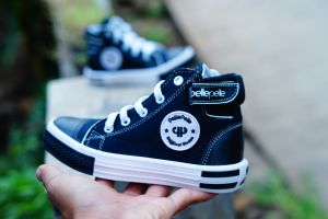 COD  Sepatu anak sekolah/jalan jalan sepatu terbaru kode p01 Sepatu trandy keran terbaru Sepatu anak laki-laki/perempuan