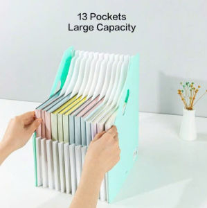 Cặp đựng tài liệu A4 Deli 13 ngăn - giao màu ngẫu nhiên - B41102 gấp gọn