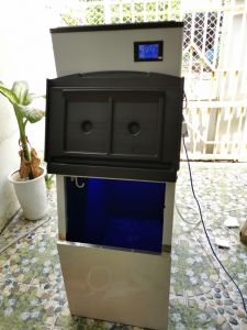 máy làm đá viên 250kg/24 vỉ làm đá 156 viên thùng chứa đá 150kg