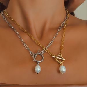 Vachana - Natural Freshwater Pearl T-Bar Paperclip Necklace