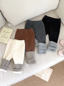 Girls leggings for autumn and winter stylish baby pants with fleece lining thickened and color-blocked winter wear childrens outerwear long pants