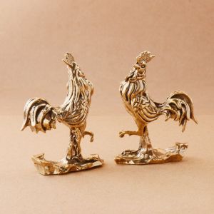 Tượng Nhỏ Phong Thủy Bằng Đồng Kiểu Dáng Chày Con Gà Trống Nhỏ  (Kích Thước: 6.7 x 5cm)