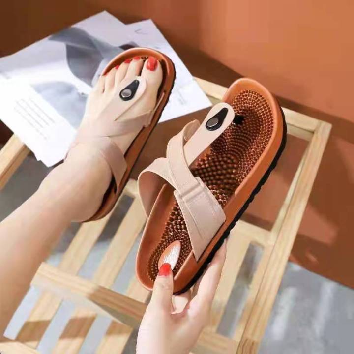 The best quality of Korean fashion rubber ladies slippers Lazada PH