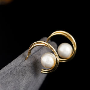 Fashionable Ring Gift 法式轻奢双层高级感酒红珍珠C形耳环女气质百搭复古2023新款耳 饰