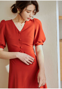 Đầm cam dáng xòe cổ tim tay phồng lửng kèm đai rời