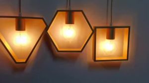 Hanging Light 3-Lighting Solid Wood Pendant Light with Geometry Frame for Living Dining Room Cafe