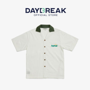 DAYBREAK Essential Shirt Daybreak สี White Green เสื้อเชิ้ต ผู้ชาย