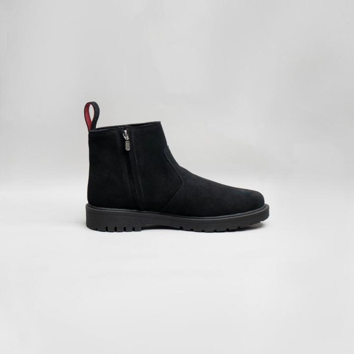 SIGNORE Chelsea Boots All Black Suede Sepatu Kulit Suede Pria