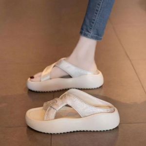 [Free Shipping] WomenS Summer Outdoor Thick-Soled Slippers 2026 Style Perfect With Dresses Featuring Embroidery Casual Beach Design And A New Chinese Style