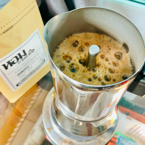 เมล็ดกาแฟคั่ว ชนิดเมล็ด คั่วเข้ม 500 กรัม จากบ้านปางขอน เชียงราย ยี่ห้อหอมกาแฟ เก็บเงินปลายทางได้