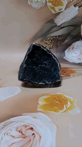 KRISTAL SG :  Colour Crystal Exotic Geode. 彩晶奇石镇/ACG01