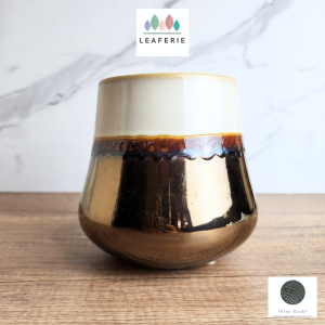 The Leaferie Roula plant pots. Ceramic flowerpot . flowerpots . flower pot . planter . planters