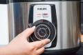 Nồi áp suất Philips HD2103/66 Dung tích 5 Lít, Công suất 900W (Inox) - Hàng chính hãng bảo hành toàn quốc 24 tháng. 