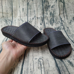 Dép Da Nam Đế Cao Su Khâu Quai Mặt Dép Mát Xoa Chất Liệu Da Bám Chân Chống Trơn Trượt DN01