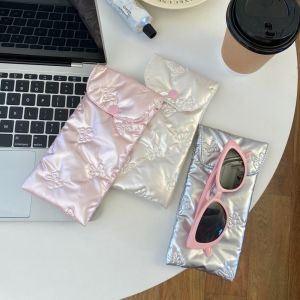 TKNUS ทนทานต่อแรงกด กระเป๋าแว่นตาเคลือบเงา แบบเกาหลี บรรจุผ้าฝ้าย ฝาครอบป้องกันแว่นกันแดด แฟชั่น กดปุ่ม กระเป๋าแปรงแต่งหน้า ของตกแต่งแว่นตา