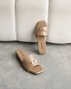Sandal Heels Wanita Flat Casual Motif Buckle Gold Size 36 - 40 Tinggi 3 cm Tidak Licin Sendal Chunky Heel Cewek Belleza Sandal Wanita Hak Tahu Casual Wanita Dunkenstock Bellezza Kekinian Premium Terbaru - BELLEZA HARPER