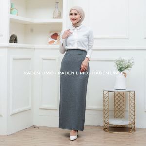 Rok Kerja Panjang Wanita dengan Split Belakang untuk Kerja