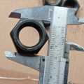 MUR KUNCI 32 M22 BAJA HITAM UNTUK BAUT 32 M22 PITCH DRAT 2.5 DIAMETER LUAR 32MM DIAMETER DALAM LUBANG 22MM. 