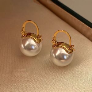 Retro Fashion Pearl Earrings Light Luxury Pearl Ball Drop Earrings French Simple Piercing Earrings