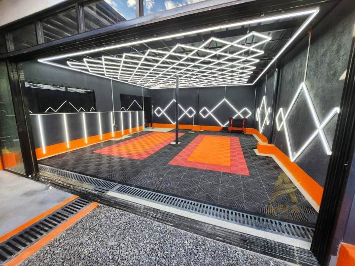 18mm thickness 40x40cm Garage Floor Tile / Event Car Wash Flooring