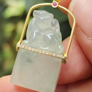 Beautifully Crafted Pixiu Stamp Pendant on Icy Translucent Natural Type A Jadeite Jade set with 18k certificate weighs 6.95 grams measurement 33.9 * 16.6 * 8.5 mm (18kp100)