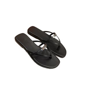 [Free Shipping] Metal Buckle Square-Toed Flip-Flops Slpers Soft Leather Flat Herringbone Sandals Beach Sandals