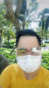 Mặt Nạ Trong Suốt [ Khẩu Trang Kính ] dòng sản phẩm thông minh hợp mốt chống giọt bắn ngăn tia UV và nhiều công dụng