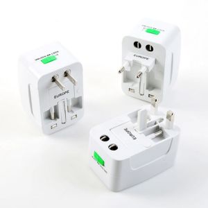 Universal travel Charger Internasional Adaptor Usb Port 20W dan 15W