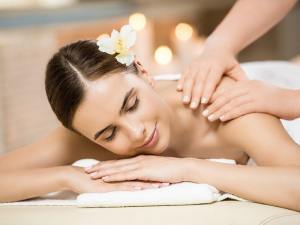 Dầu Yoni Bôi Trơn Toàn thân và vùng kín - Sản phẩm SPa - cải thiện tình cảm vợ chồng - an toàn - thiên nhiên