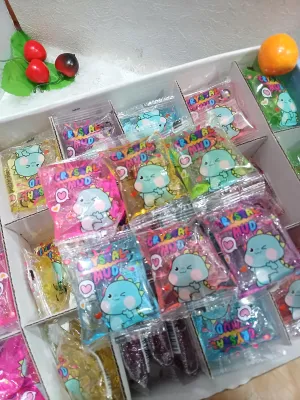 Set Plastisin Warna-Warni Isi 12 Pcs dengan Pisau Desain Kreatif + Bonus 3 Pisau