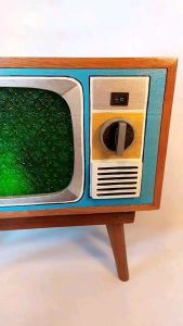 โคมไฟ โคมไฟเพ้นท์ลายทีวีโบราณ โคมไฟวินเทจ โคมไฟไม้ โคมไฟตั้งพื้น โคมไฟตั้งโต๊ะ