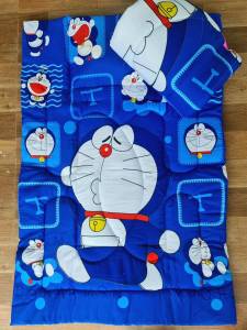 ที่นอนเด็กอนุบาล ลายการ์ตูน มีที่สะพาย แบบนุ่มพิเศษ ซักสีไม่ตก ไม่เป็นขุย น้ำหนักเบา เด็กๆถือได้ด้วยตัวเอง ใช้สำหรับไปโรงเรียน หรือใช้ในบ้านก็ได้