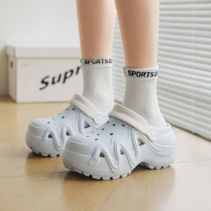 [Free Shipping] New Summer Styles Of WomenS Clogs Thick-Soled Closed-Toe Sandals Detachable Garden Shoes Fashionable And Versatile