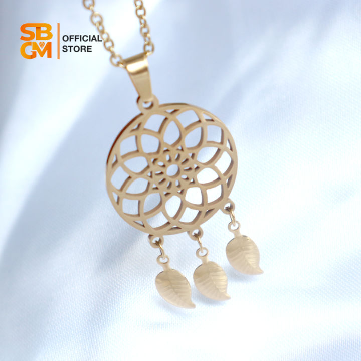 Picture of Gold Dream Catcher Necklace - Free Stock Photo