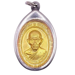 K720 หลวงพ่อรวย ปาสาทิโก วัดตะโก อยุธยา รุ่นเสาร์ห้า รวยพญาไก่ เนื้อกะไหล่ทอง กรอบสแตนเลส พร้อมส่ง