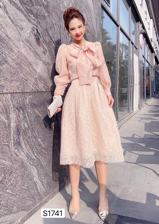 Set%20thi%E1%BA%BFt%20k%E1%BA%BF%20%C3%A1o%20voan%20c%E1%BB%95%20n%C6%A1,%20v%C3%A1y%20x%C3%B2e%20ren%20-%20Image%203