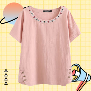 LH.Sunday เสื้อแฟชั่นคอกว้างปักลายแขนสั้น แต่งกระดุมตรงชายเสื้อ ออกแบบมาใหม่ไม่ซ้ำใคร สาวๆอย่าพลาดจับจองเป็นเจ้าของกันน้าา