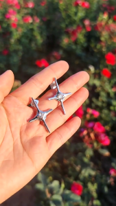 Dainty Stud Earring Shiny-Cross Rhinestone-Pendant Dabgle Earring Fashion Simple Minimalist Earring Ornament