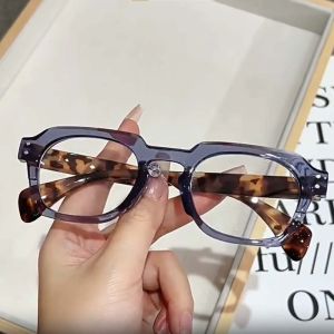 JDTYJDT PC Elderly Reading Eyewear Resin Alloy Presbyopic Glasses Office Lightweight Anti Blu-ray Glasses Men