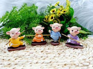 [HCM]Full set bộ 4 tượng Heo Múa Gậy ( Hình thật )
