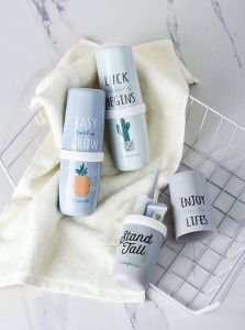 2N KIDS >> กระบอกTravel Set ขวดสบู่เหลวและแชมพู แปรงสีฟัน ยาสีฟัน พกพาสำหรับการเดินทาง ลายสัปปะรด