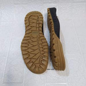 Outsole Pria Terbaru Model Hiking Sole Sepatu boot safety Odrey lowboot All Conditions Gear Karet Mentah