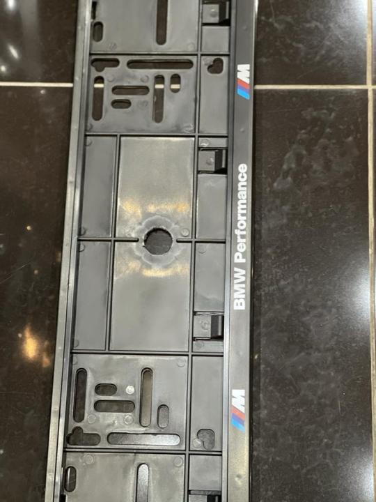 BMW%20M%20Performance%20plate%20cover%20-%20Image%202
