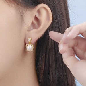 เพทายสี่เหลี่ยมต่างหูระย้าไข่มุกสร้อยมุขสีขาวธรรมชาติต่างหูรูปหยดน้ำเครื่องเพชรพลอยเจ้าสาวแต่งงาน